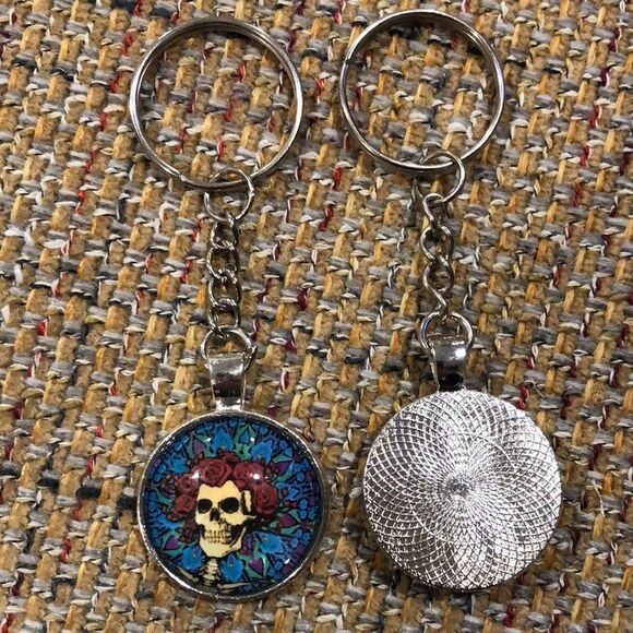 M BUYITWHENFOUND Custom Grateful Dead Keychains Now In Stock BERTHA KEYCHAIN - Picture 4 of 6